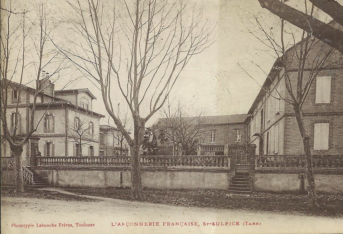 vieille image de l'usine de l'arçonnerie française